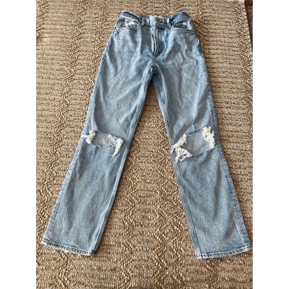 NWT Abercombie & Fitch Women’s Jeans Size 2 Blue